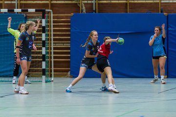 Bild 327 - B-Juniorinnen Bramstedter TS - HSG Handewitt/Nord Harrislee : Ergebnis: 25:20